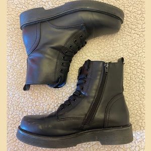 Women’s Classic Black Combat Boot